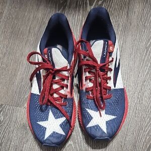 Brooks Running Shoes - Navy, White & Red Star Design